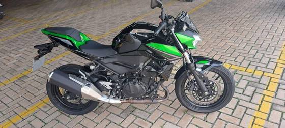 KAWASAKI Z400 KAWASAKI Z400